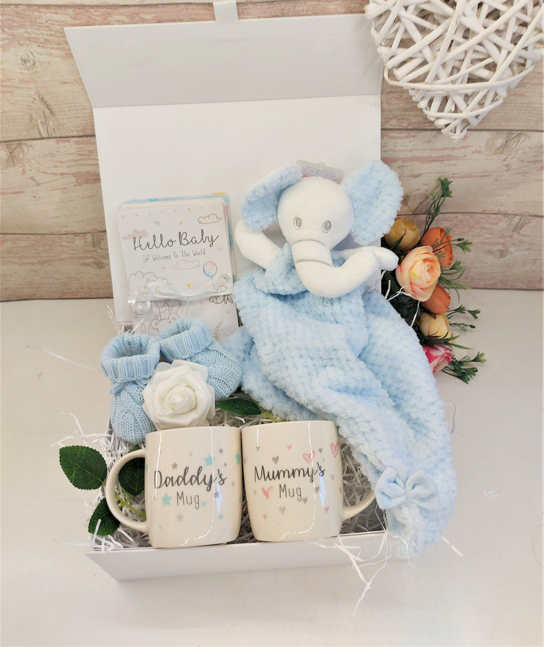 New Luxury Unisex Baby Hamper, Mummy and Daddy Mugs, Baby elephant theme, 30 milestone Cards, Baby gift, Baby shower gift, Pregnancy hamper