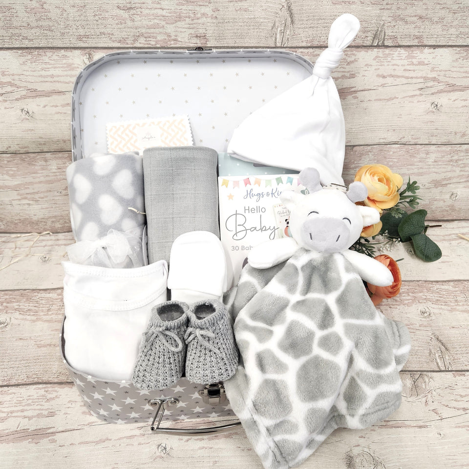 New Unisex baby hamper,10 piece, Baby Giraffe theme,  Baby Shower Hamper, New mum gift, New parents hamper, baby boy, girl hamper