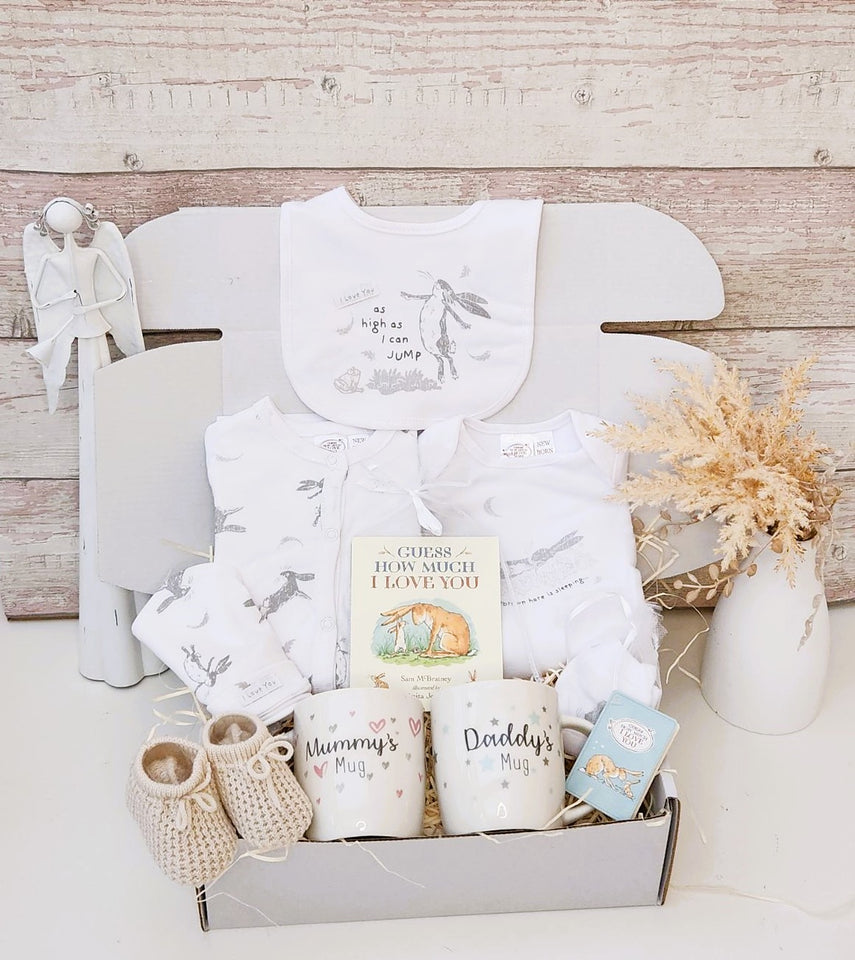 New Unisex Baby Hamper, Popular baby nursery brand, 10 piece Baby gift box with mugs for parents, baby shower gift, new baby gift, baby boy